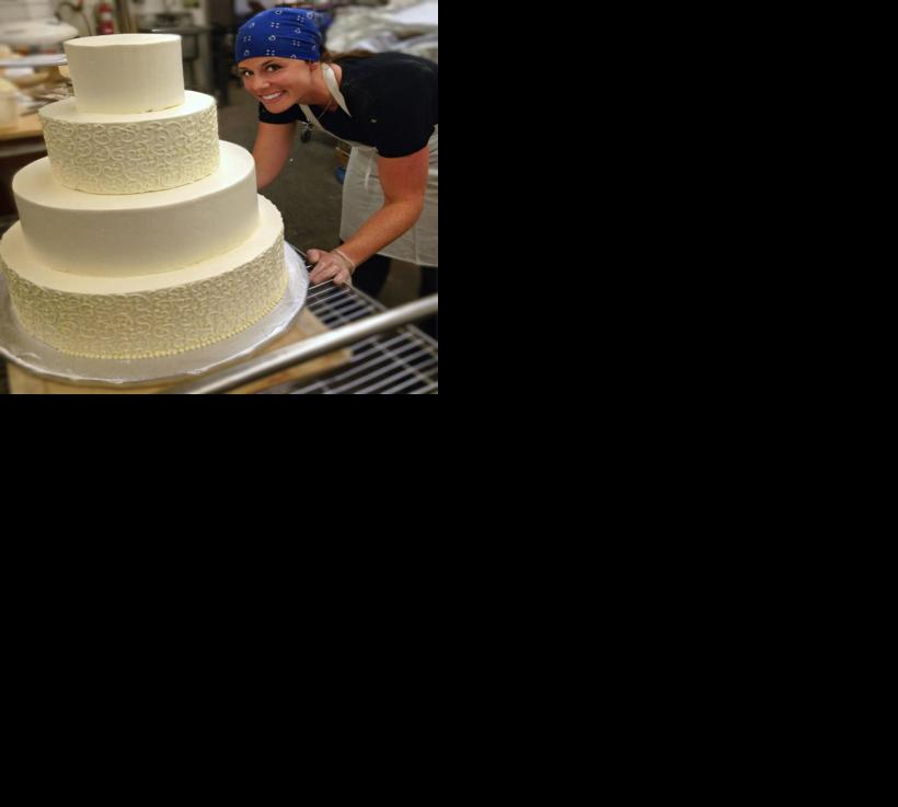 A Layered Approach Area Cake Makers Tell Their Wackiest Wedding