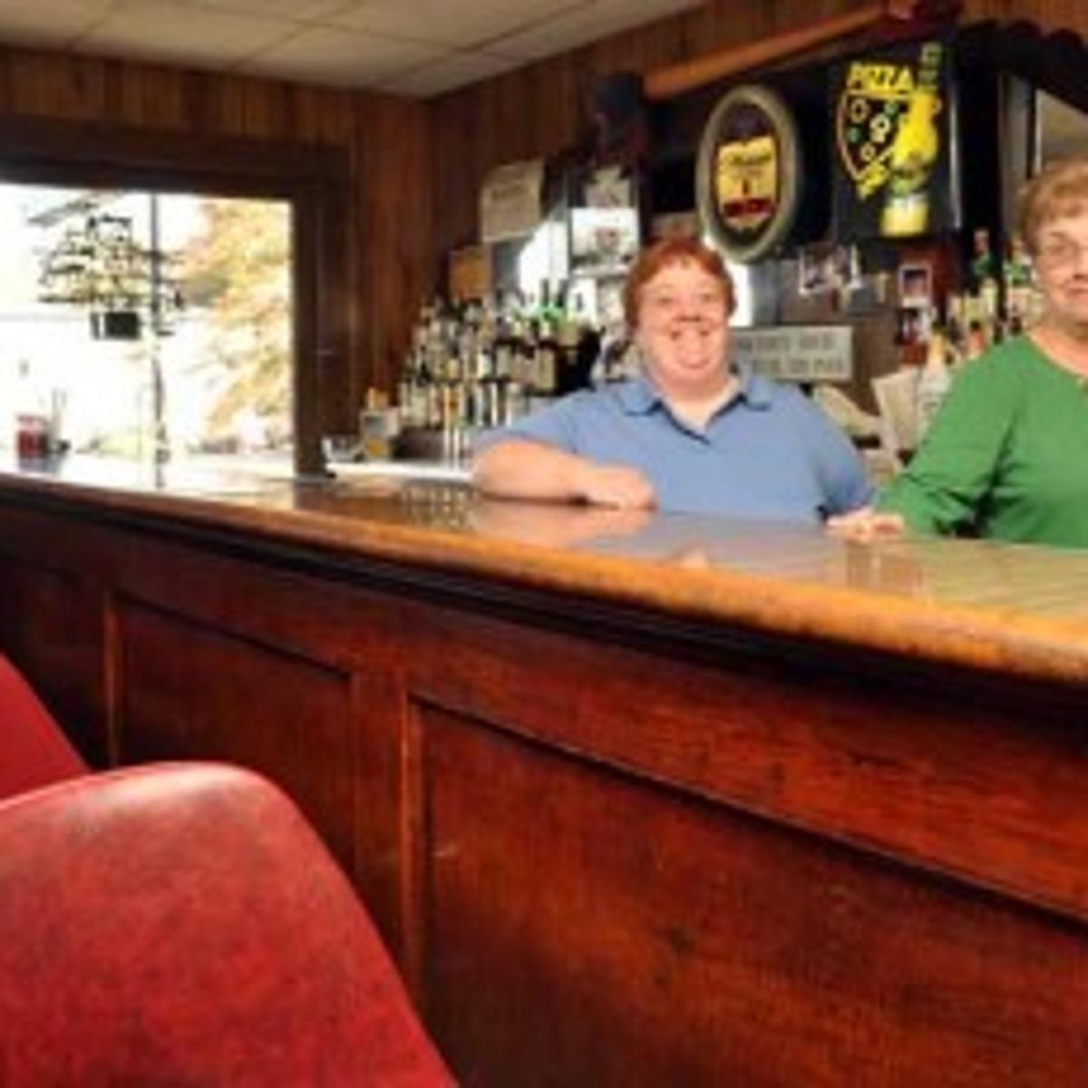Melodyland Serves Up Tasty Pizza Pasta In A Cozy Setting Melodyland Serves Up Tasty Pizza Pasta