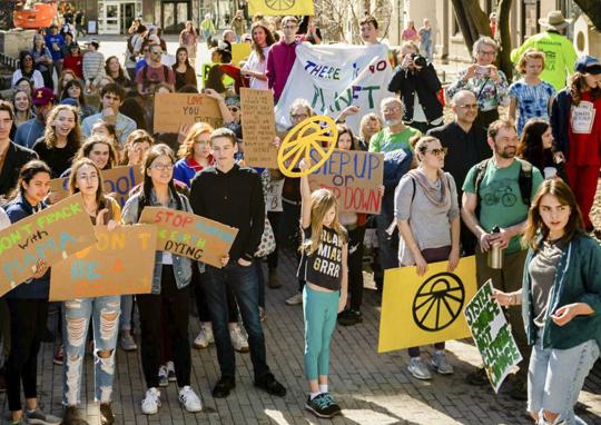 IHS Green Team organizes climate change march and rally | News | ithaca.com