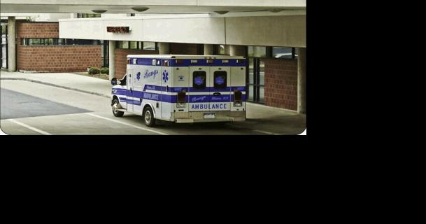 Bangs Ambulance Responds to More than a Dozen Ice-Related Injuries in Single Day - Vimarsana News