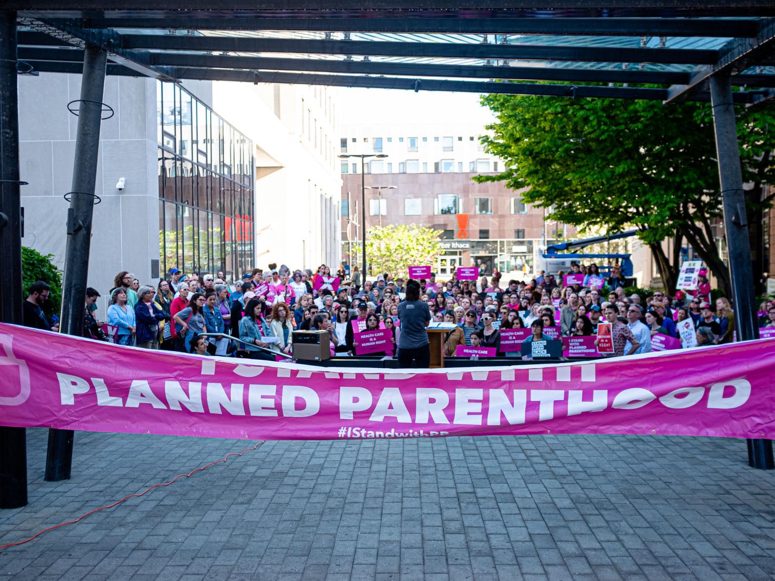 Rally Held On Commons To Condemn Recent Abortion Laws Ithaca Ithaca Com Rally Held On Commons To Condemn Recent Abortion Laws Ithaca Ithaca Com