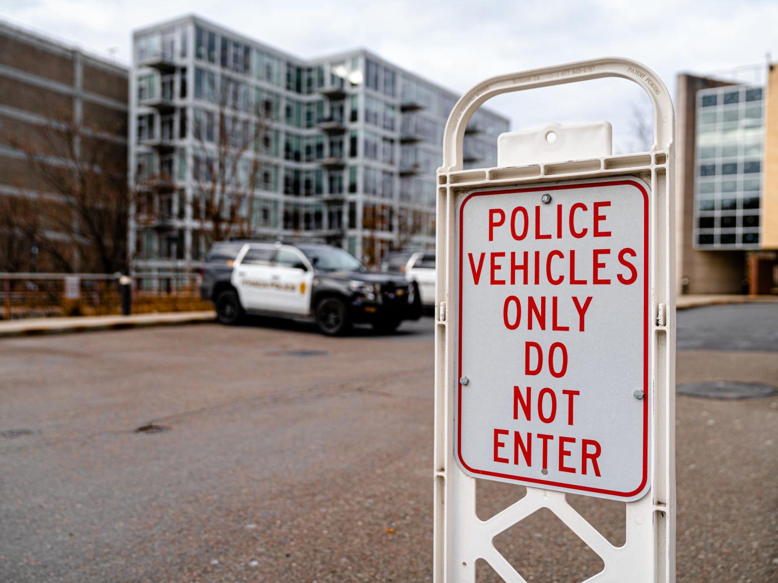 Man fights off armed robbers in Ithaca - Vimarsana News