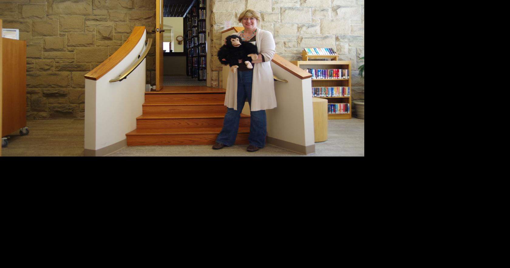 Southworth Library Gets in Holiday Mood News