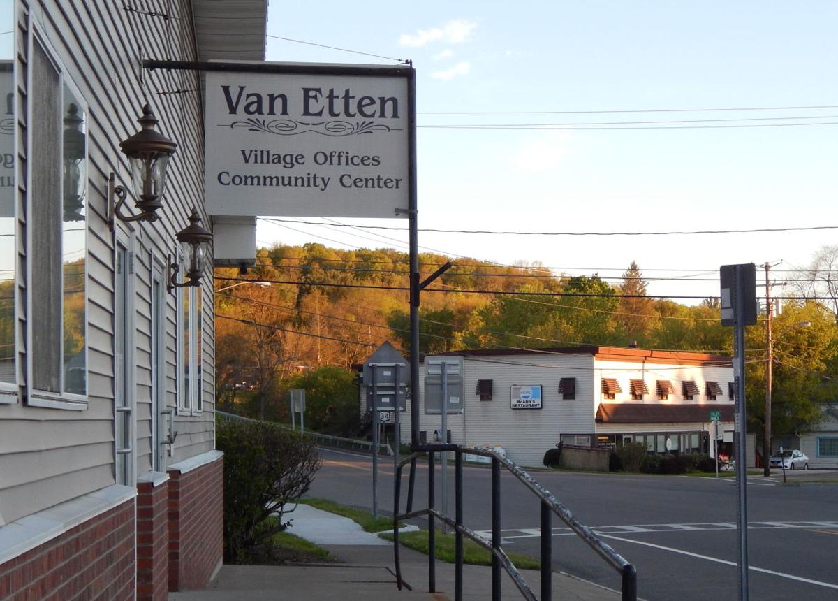 VE Boards discuss dissolution of village Spencer/Van Etten