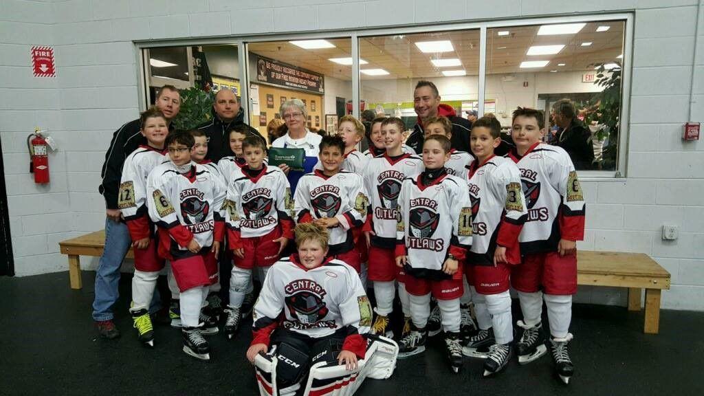 Outlaws Win With Community Service Sports