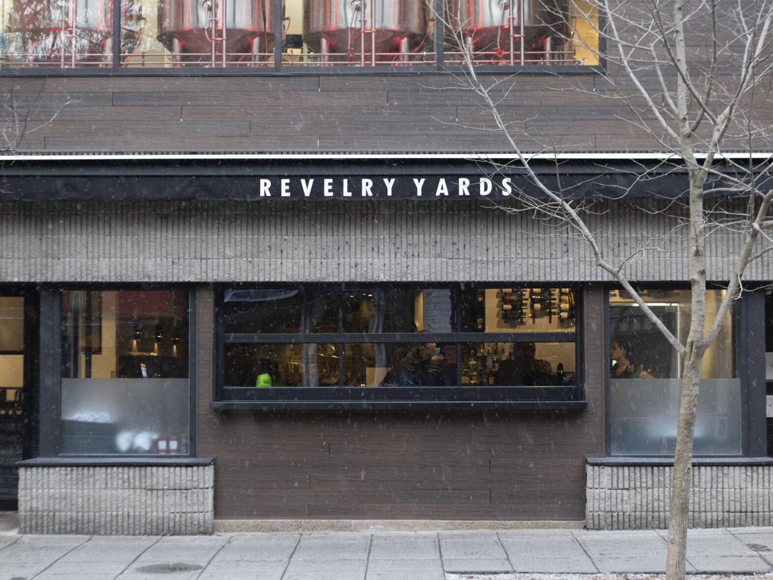 Revelry Yards, Dining