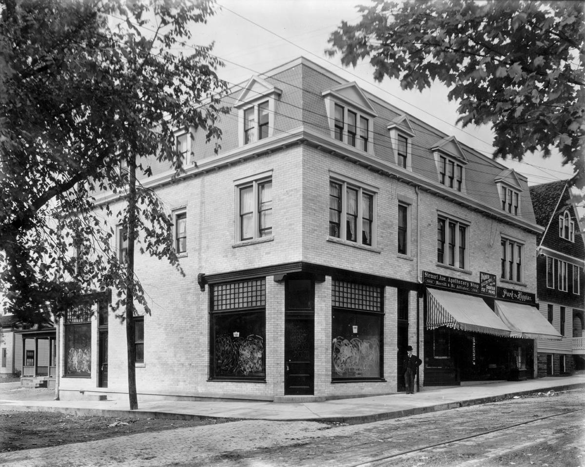 A New Chapter House News
