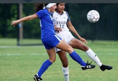 BLESSED BEYOND BELIEF: Alexia Moreira to continue soccer career at SFA