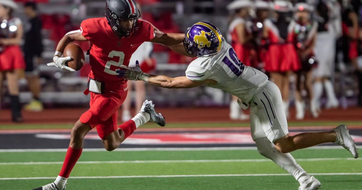 Rusk puts away Center, 40-35, in battle of district powers; McCown ...