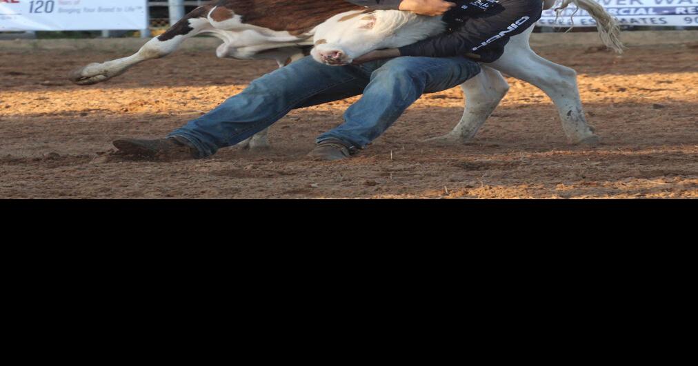 Rodeo fans pack arena for Tops In Texas opening night | Sports ...