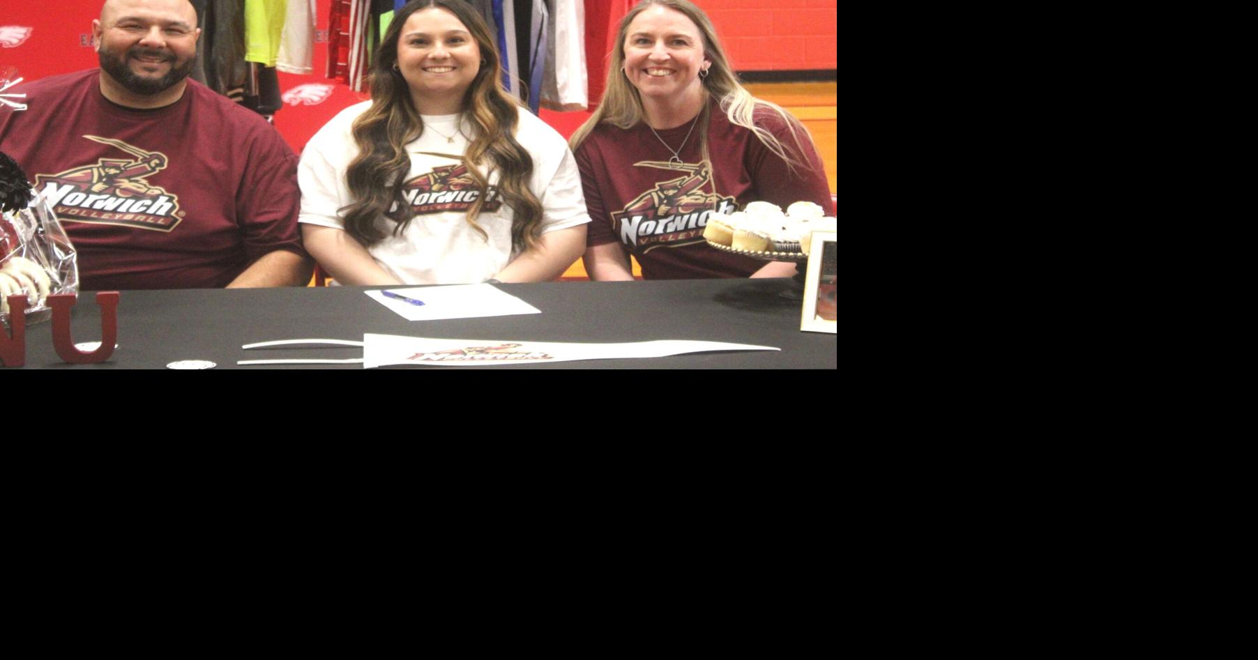 Five Rusk student-athletes sign to play at the next level | Sports ...