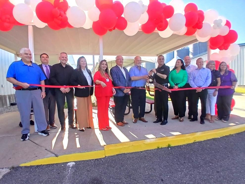 Fulflex acquires Cardinal Health, hosts ribbon cutting