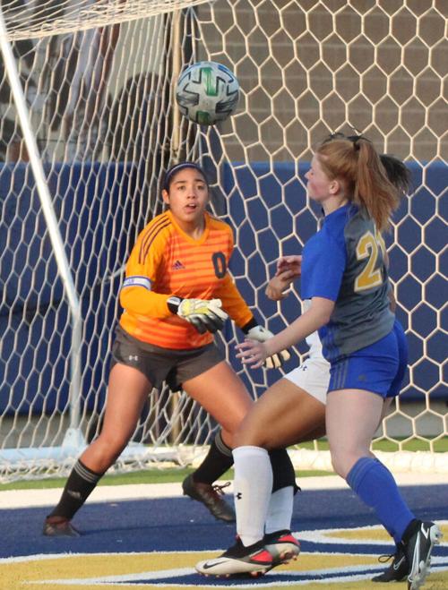 JHS GK Lesly Munoz named to TASCO All-Region team