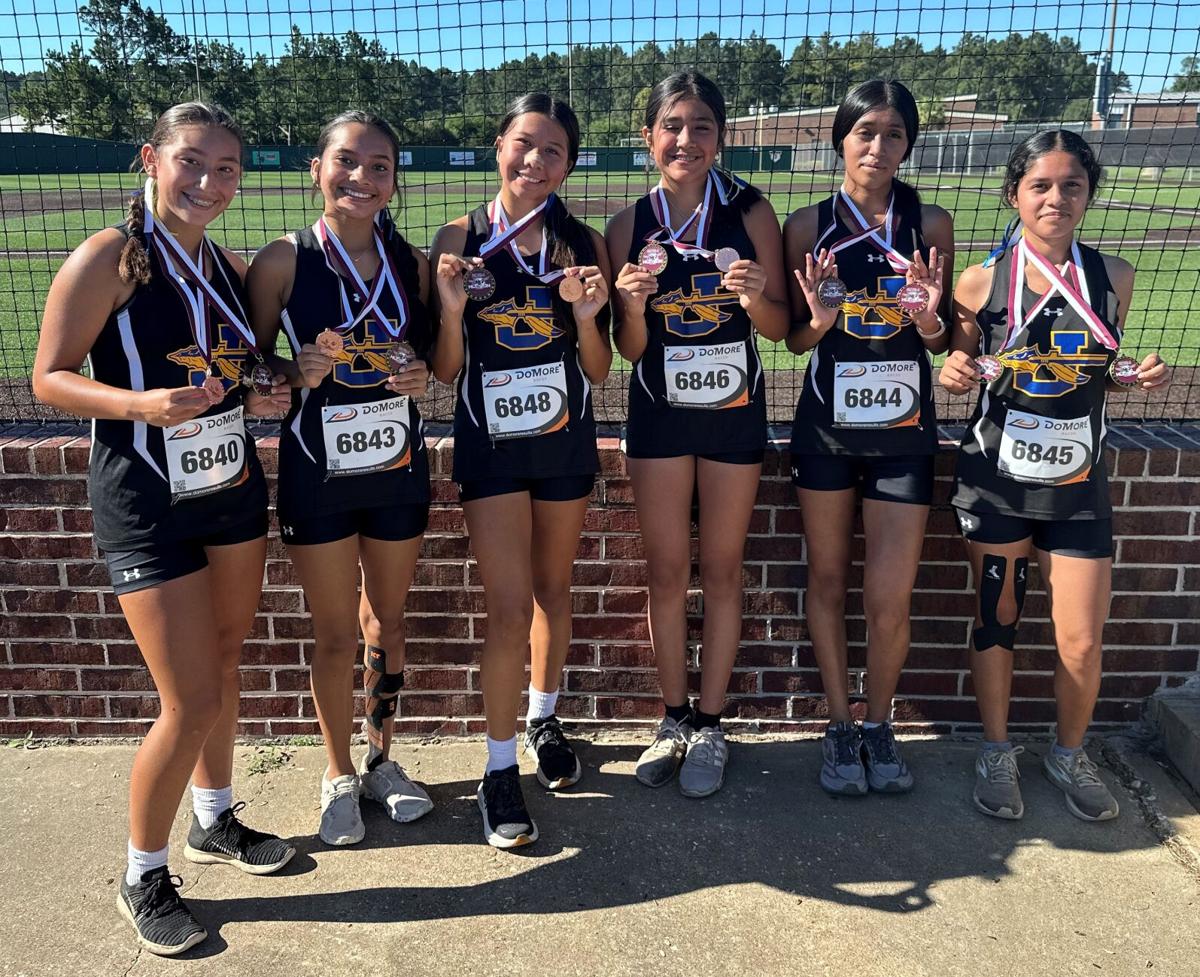 Maiden XC team wins team title at Hudson Invitational Sports