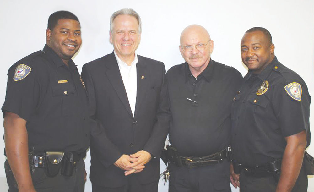 Jacksonville City police department swears in 2 new officers News