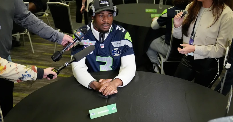 Seattle Seahawks safety Emmanwori injuries ankle during Super Bowl practice