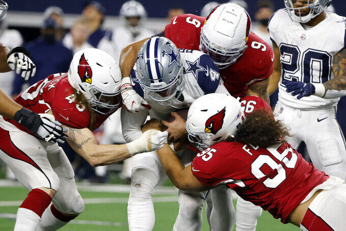 DeMarcus Lawrence and Cowboys call out refs after Cardinals loss