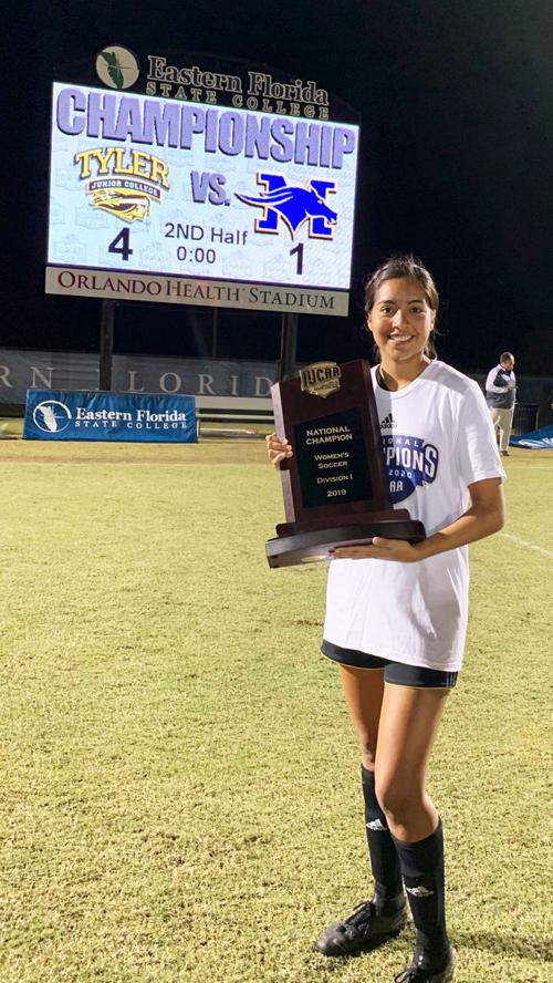 Jacksonville's national champion: Alexia Moreira
