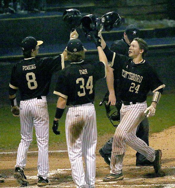 JCSentinel.com - Wildcats rebound from Game 2 loss with dominant win to claim area tiebreaker over Arab image