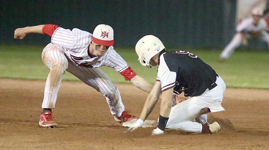 JCSentinel.com - PREP BASEBALL PLAYOFFS: Chiefs outduel Hamilton to reach semifinals image