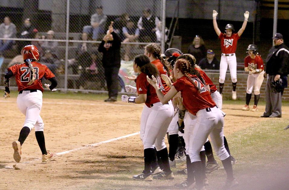 JCSentinel.com - Chiefs hit five home runs in comeback win over rival Scottsboro image