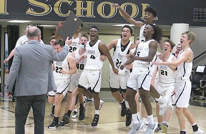 JCSentinel.com - Late defensive plays give Scottsboro area title image