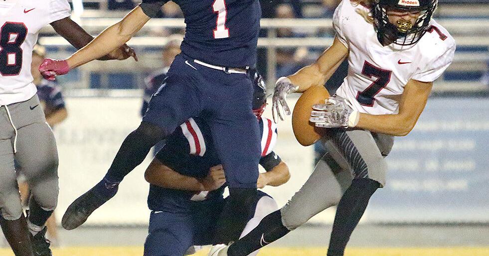 JCSentinel.com - Chiefs secure Class 4A Region 8’s No. 3 seed with win, Priceville and SJPII losses image