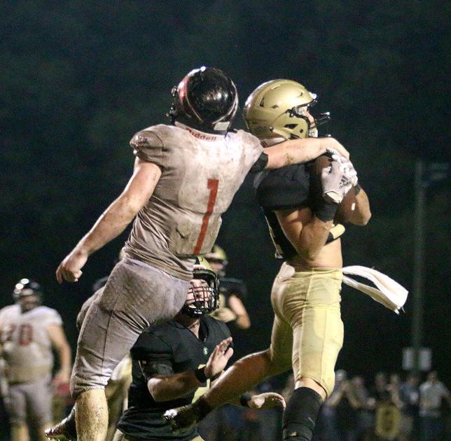 JCSentinel.com - BATTLE OF THE VALLEY: Scottsboro rallies late to down archrival North Jackson image