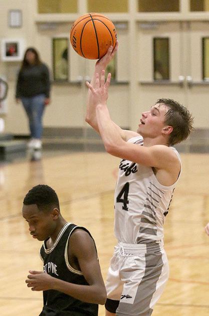 JCSentinel.com - Fort Payne ends Chiefs’ winning streak image