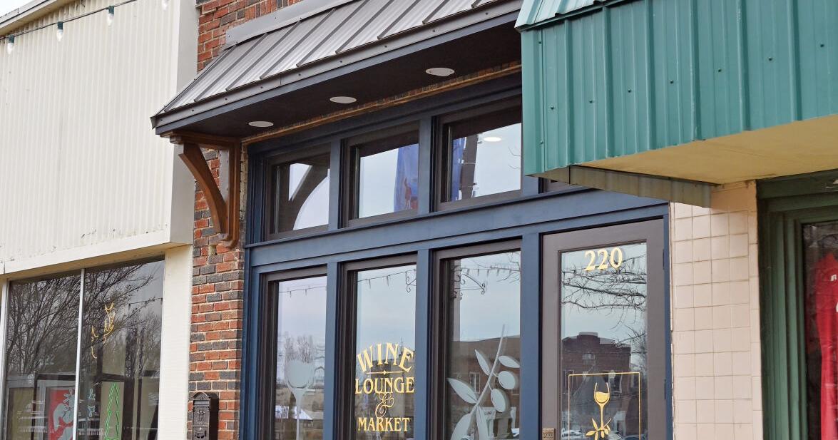 Lisa Bennett opens Dominic’s on the Square, bringing a new wine lounge and market to downtown Scottsboro.