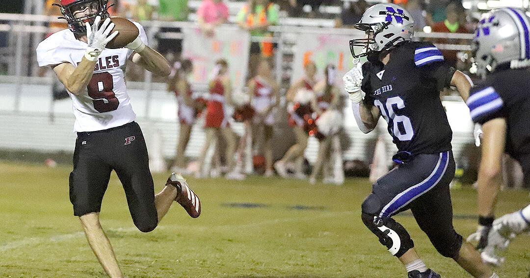 Eagles collect sixth straight win against rival NSM