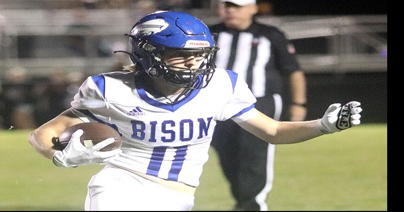 JCSentinel.com - Bison battle Collinsville for region’s No. 3-seed image