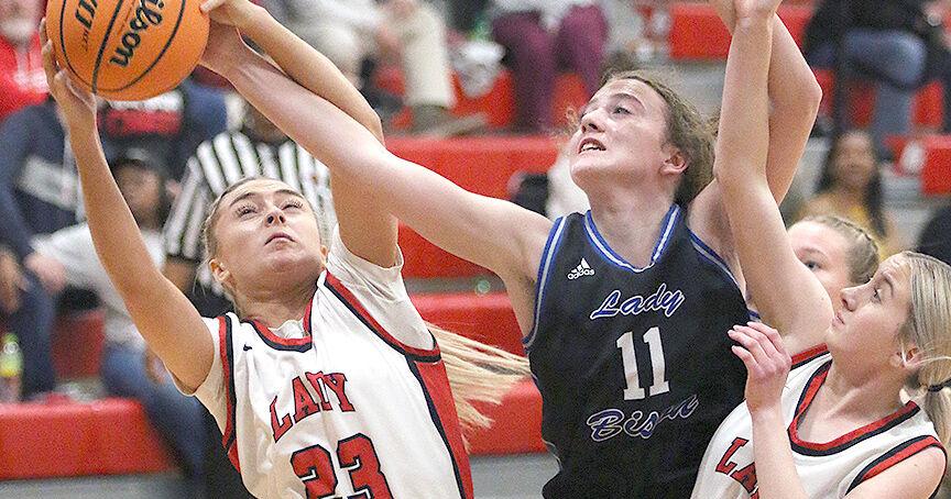 JCSentinel.com - GIRLS BASKETBALL ROUNDUP: NSM pulls away for rivalry win over Chiefs image