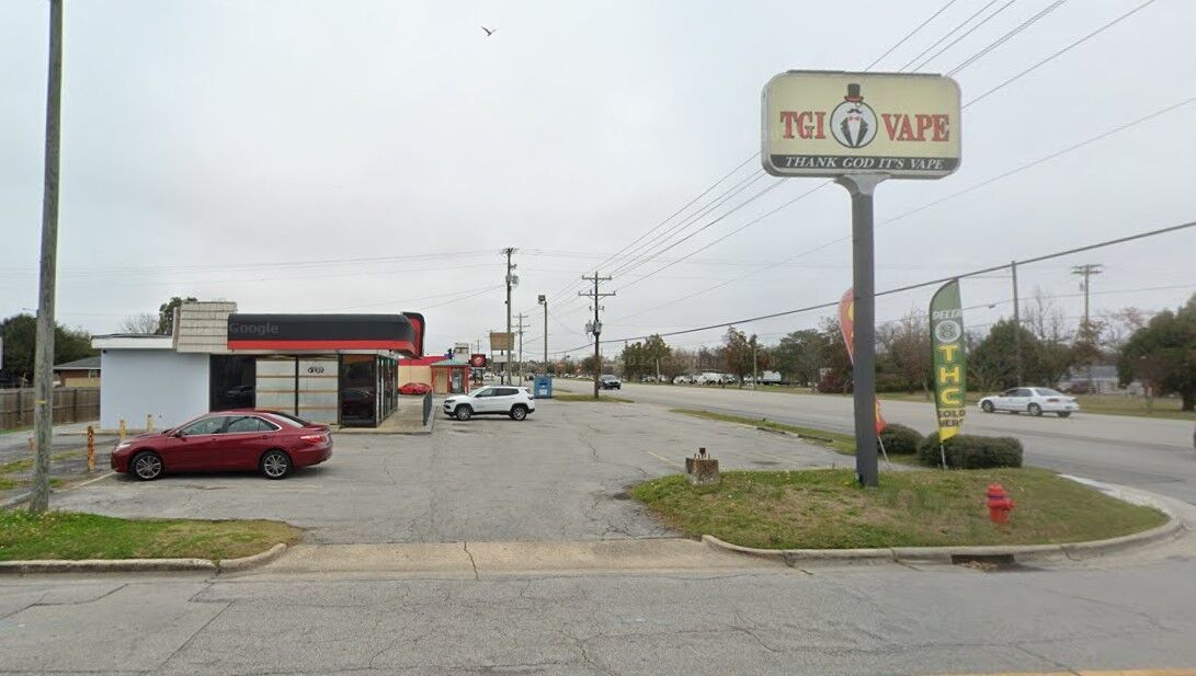 More than 20 Onslow County vape shops, clerks found to be selling tobacco products to minors | News | jdnews.com More than 20 Onslow County vape shops, clerks found to be selling tobacco products to minors | News | jdnews.com