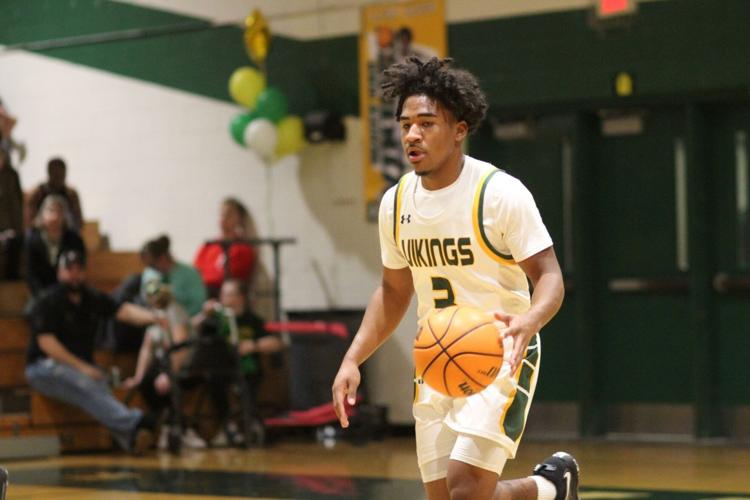 PHOTOS Swansboro at White Oak in high school basketball Sports