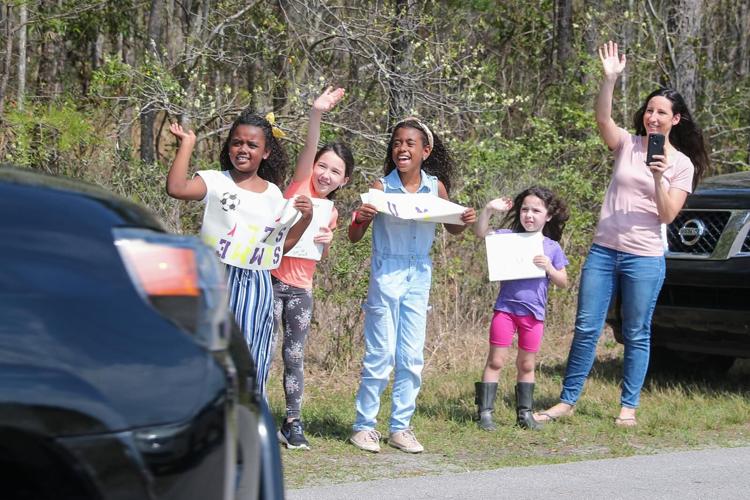 Photos: Summersill Elementary teachers bring love to students News