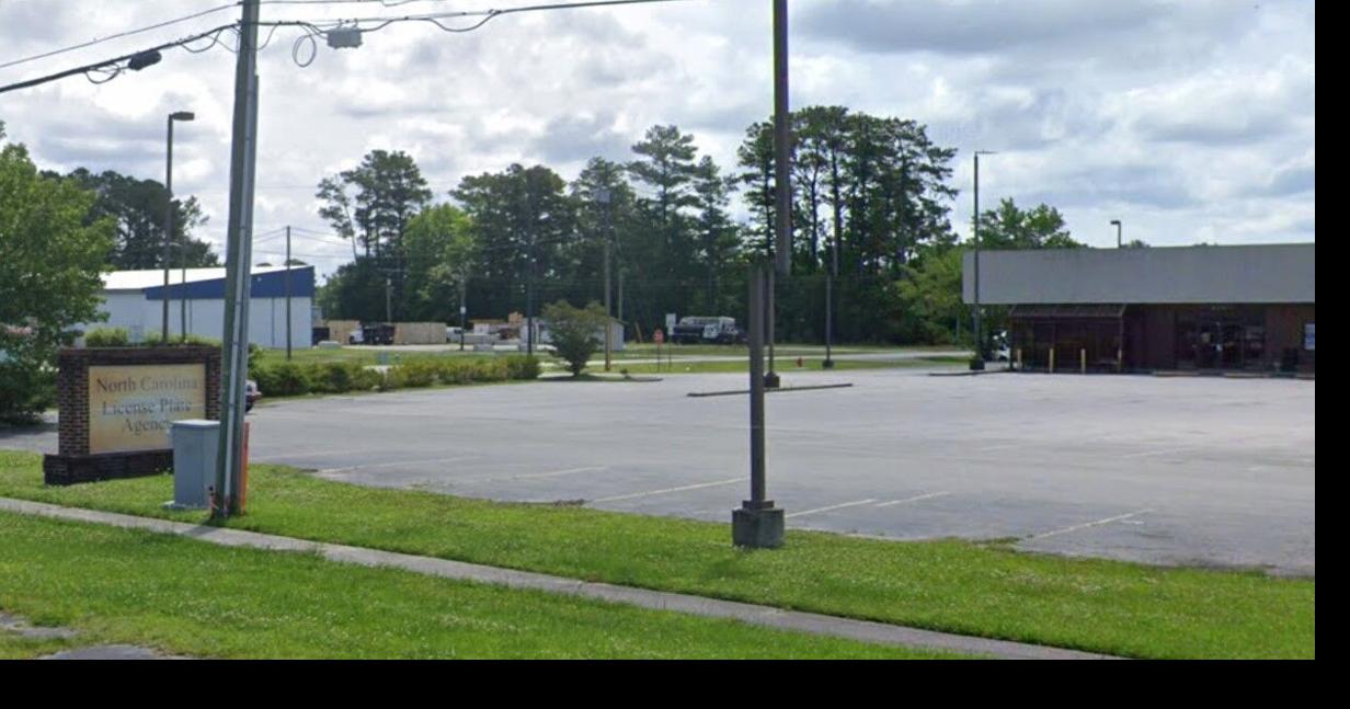 Jacksonville license plate agency closes after discovery of contract