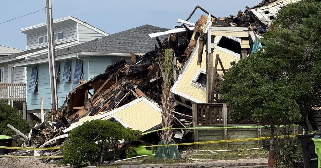 Surf City house fire causes 2-day road closure