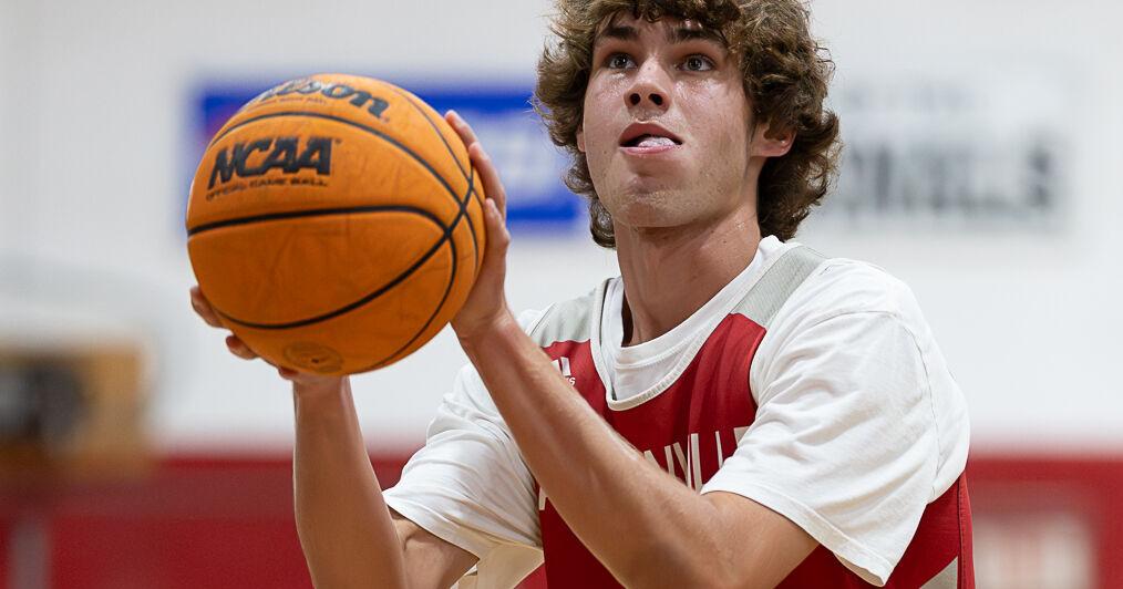 'Leadership is a big thing' for Jacksonville's Williams at East Coast Invitational