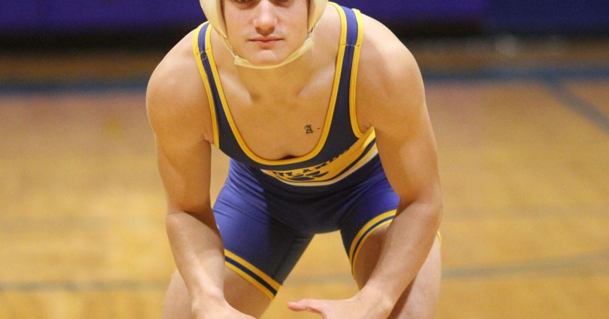 Richlands' Cooper Howe makes school history with East Regional title ...