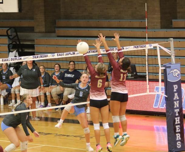 No quit in them East Duplin volleyball using effort, bond in early