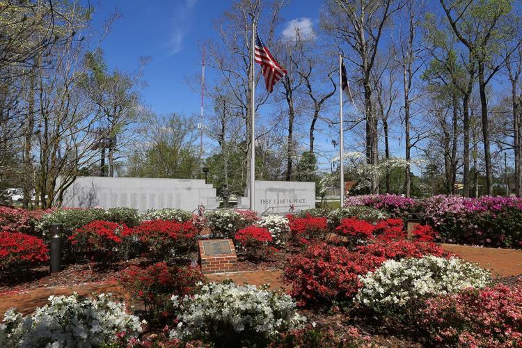 Photos Lejeune Memorial Gardens in bloom News