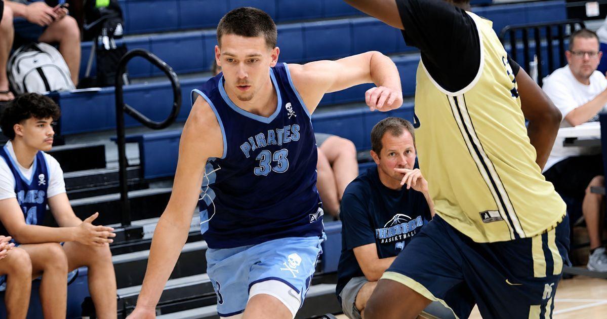 Swansboro's May 'wants it more' in second East Coast Invitational