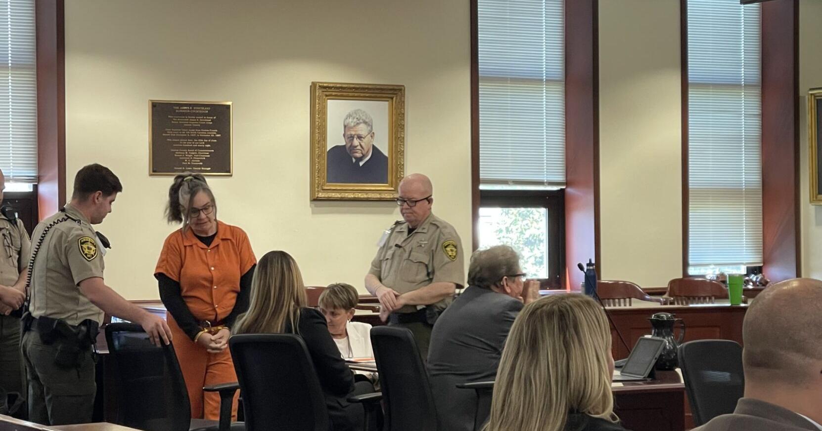 Onslow County woman pleads guilty to 2021 murder of roommate - Vimarsana News