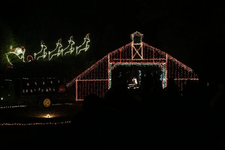 PHOTOS Mike's Farm Christmas Display News