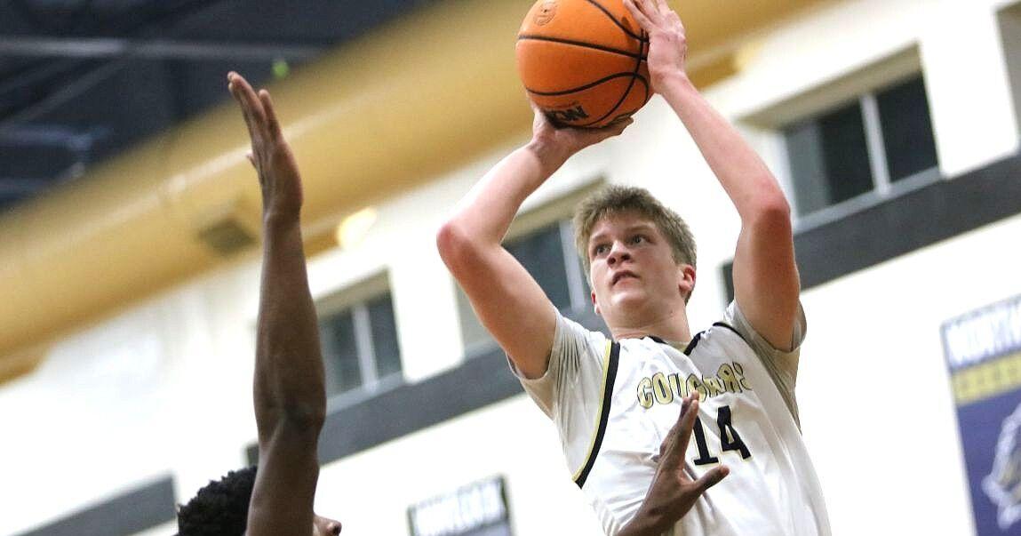 Croatan boys basketball falls to Havelock in Coastal Conference final