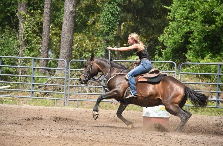 Meet Richlands' rodeo riding volleyball player Delaney Brinson Sports