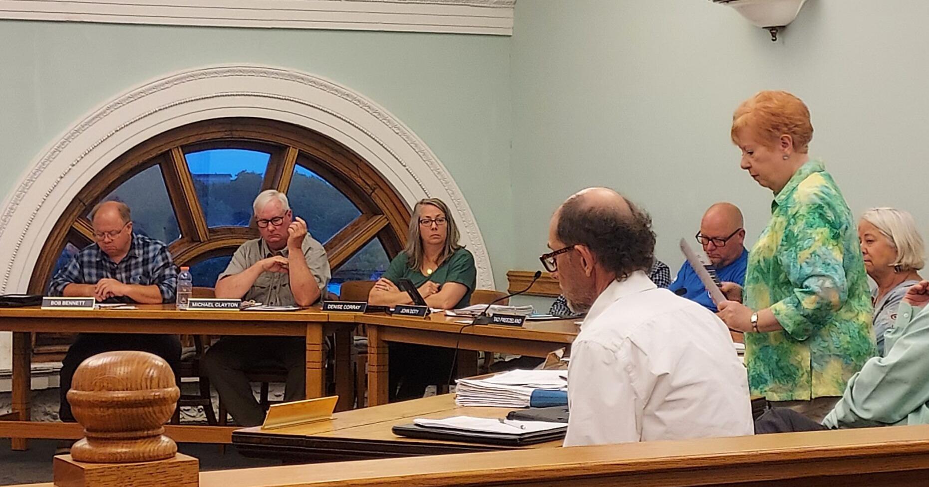 Coles County Board member leaves, vacant seat for grabs - Vimarsana News