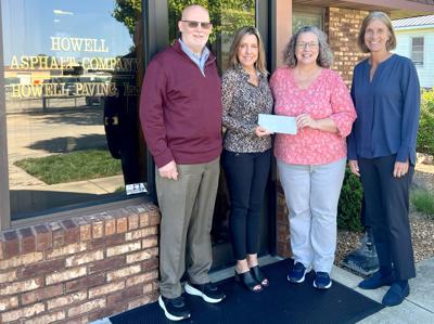 HOWELL PAVING DONATES TO CANCER CENTER PROJECT