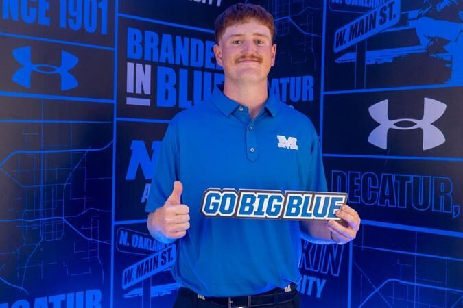 Men's Golf One Stroke Off the Lead After Day One of Carthage Classic